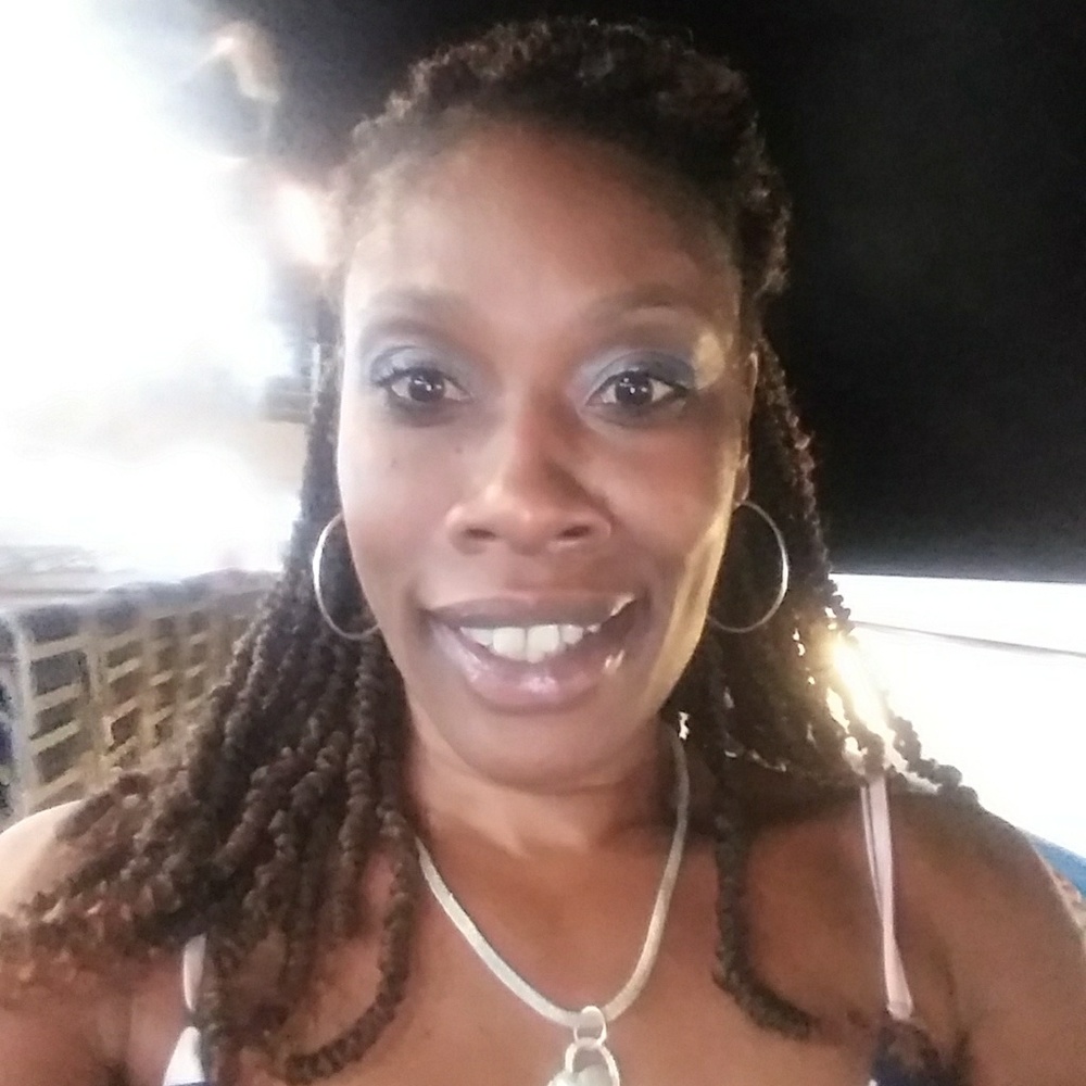 Meet your Posher, Daenett